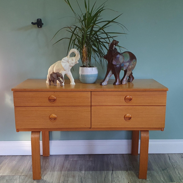 Schreiber Lowboy side table